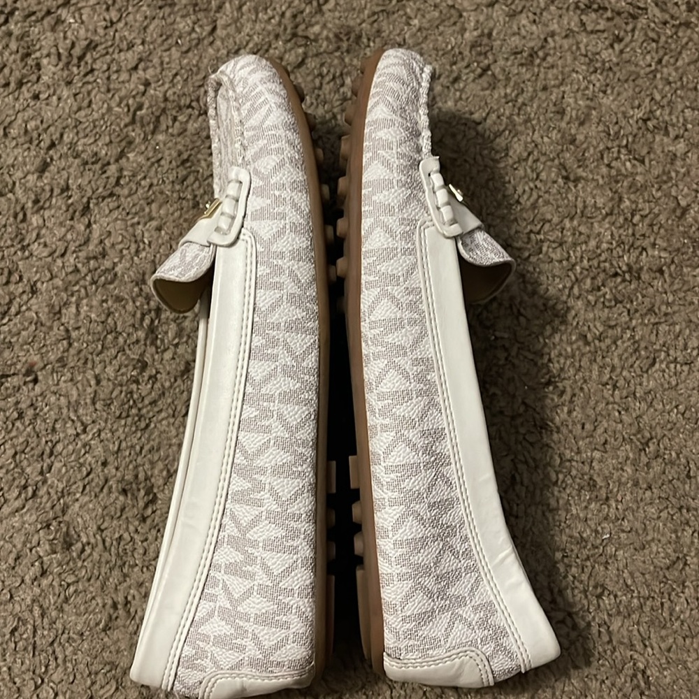 🤍Michael Kors 🤍 - Picture 5 of 9